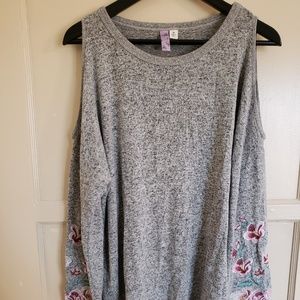 Long sleeve top